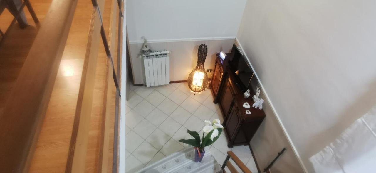 Real Family House Apartment เนเปิลส์ ภายนอก รูปภาพ